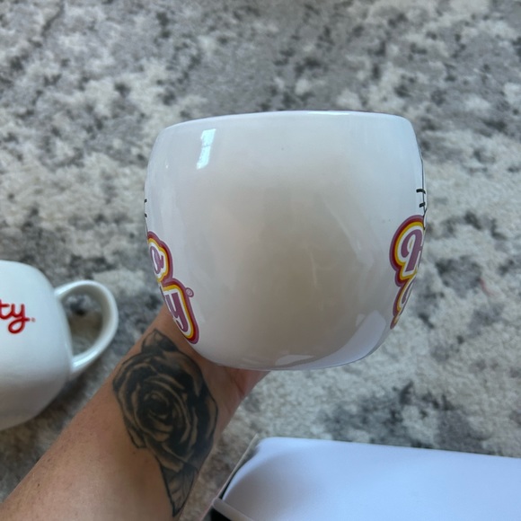 Brand new! Hello Kitty mug - Picture 3 of 3
